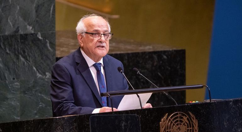 Ambassador Riad Mansour, the permanent observer of the State of Palestine to the United Nations, gives a speech at the tenth resuming session of the emergency emergency session on the situation in the occupied Palestinian land. Ambassador Riad Mansour, the permanent observer of the State of Palestine to the United Nations, gives a speech at the tenth resuming session of the emergency emergency session on the situation in the occupied Palestinian land.