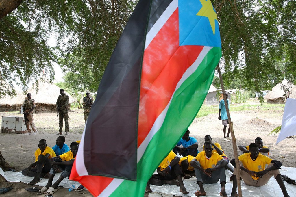 随着南苏丹继续努力实现和平，2019年7月南苏丹释放了儿童兵。