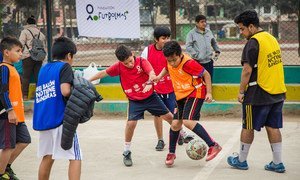 Peruvian and Venezuelan children have fun during the launch of “The Ball Has No Flags”. (August 2019)