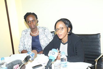 Naibu Mkurugenzi Mtendaji wa UN Environment, Joyce Msuya akijibu maswali wakati wa mkutano na wanahabari jijini Dar es salaam, Tanzania. (28 Agosti 2019)