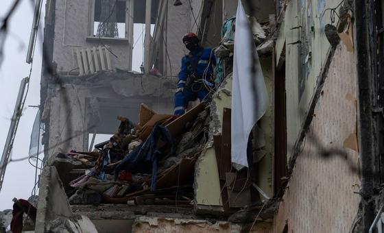 Recientes ataques con misiles dejaron daños masivos en estructuras civiles en Kiev, Ucrania. (Archivo)
