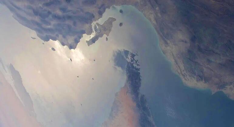 霍尔木兹海峡。