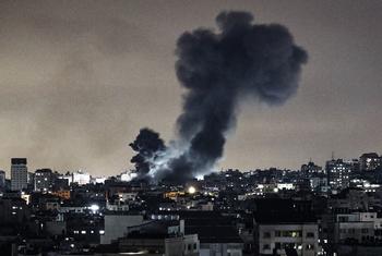 Bombardeo nocturno a la ciudad de Gaza.