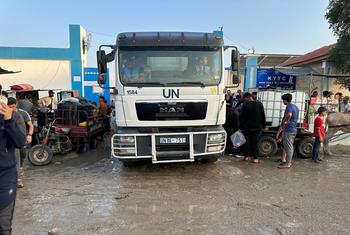 Aid is delivered to the Khan Younis refugee camp in Gaza. 