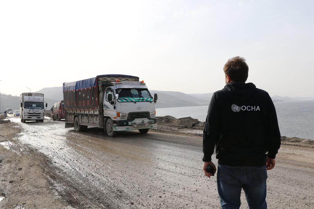 Грузовики с гуманитарной помощью на севере Сирии.