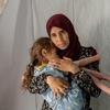 Un patient de sept ans souffrant de malnutrition aiguë sévère et de déshydratation a été transféré dans un hôpital de campagne dans le sud de la bande de Gaza en avril, alors que la famine menaçait dans le nord.