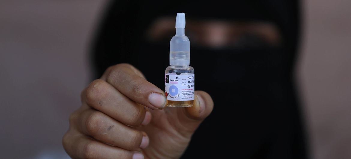Les agents de santé de Gaza reprennent une campagne de vaccination contre la polio qui a été retardée.