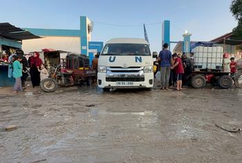 الأمطار الغزيرة في غزة قد تؤدي إلى تفشي الأمراض في ظل تعطل عمل مضخات الصرف الصحي بسبب نقص الوقود.
