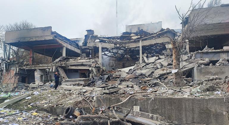 Ciudades de toda Ucrania, entre ellas Dnipro (en la foto), sufrieron intensos bombardeos durante el periodo festivo.