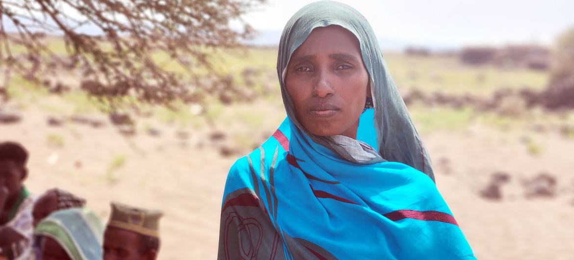 Khadija advocates for the elimination of female genital mutilation in Djibouti. 