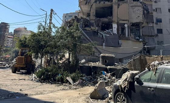 黎巴嫩贝鲁特南部的哈雷克区被轰炸后的破坏景象。