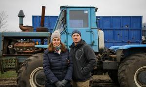 A couple in Ukraine is hoping to resume farming thanks to a demining project supported by WFP and partners.
