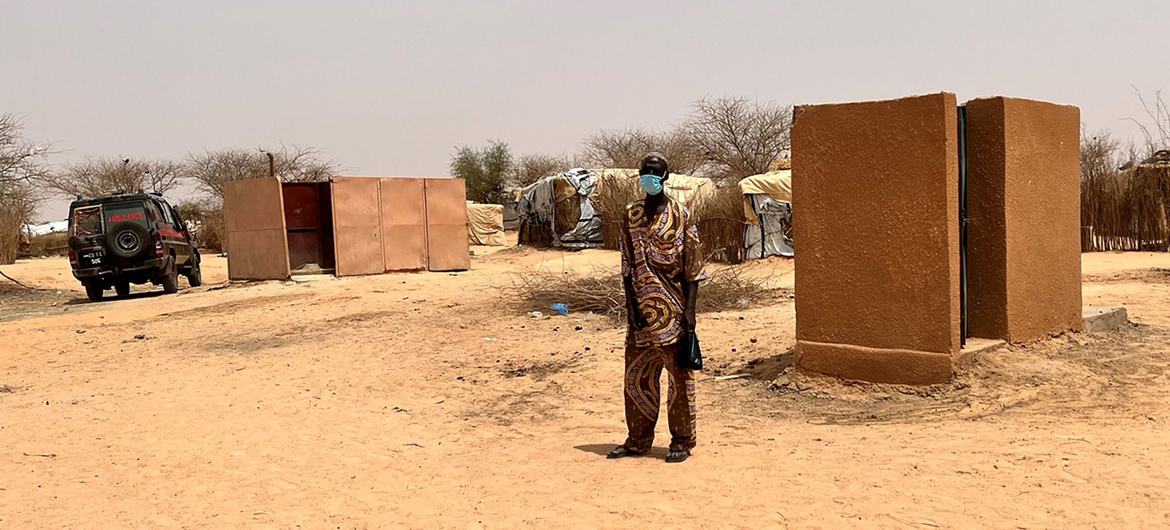 The lack of job opportunities in places like Niger (pictured) pushes many people towards extremist groups.