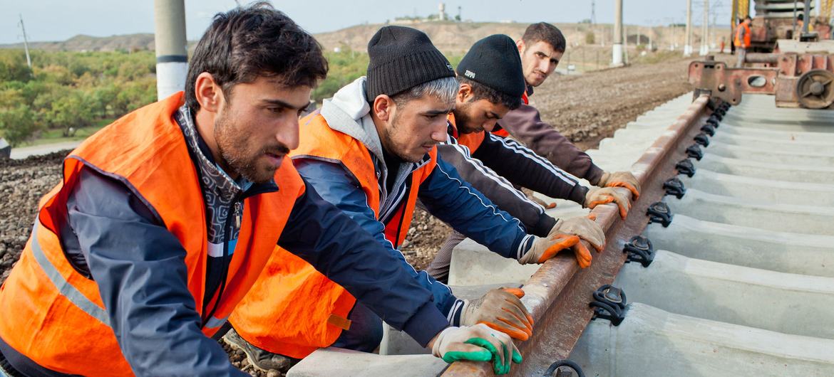 अज़रबैजान भी एक भुमिबद्ध देश है.