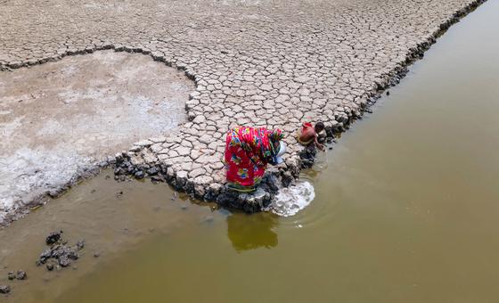 गर्माती पृथ्वी पर जीवनरक्षा, COP30 में स्वास्थ्य व प्रवासन मुद्दों पर ज़ोर