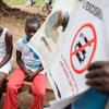 在科特迪瓦的卡蒂奥拉，孩子们正在参加防止女性生殖器切割的宣传活动。