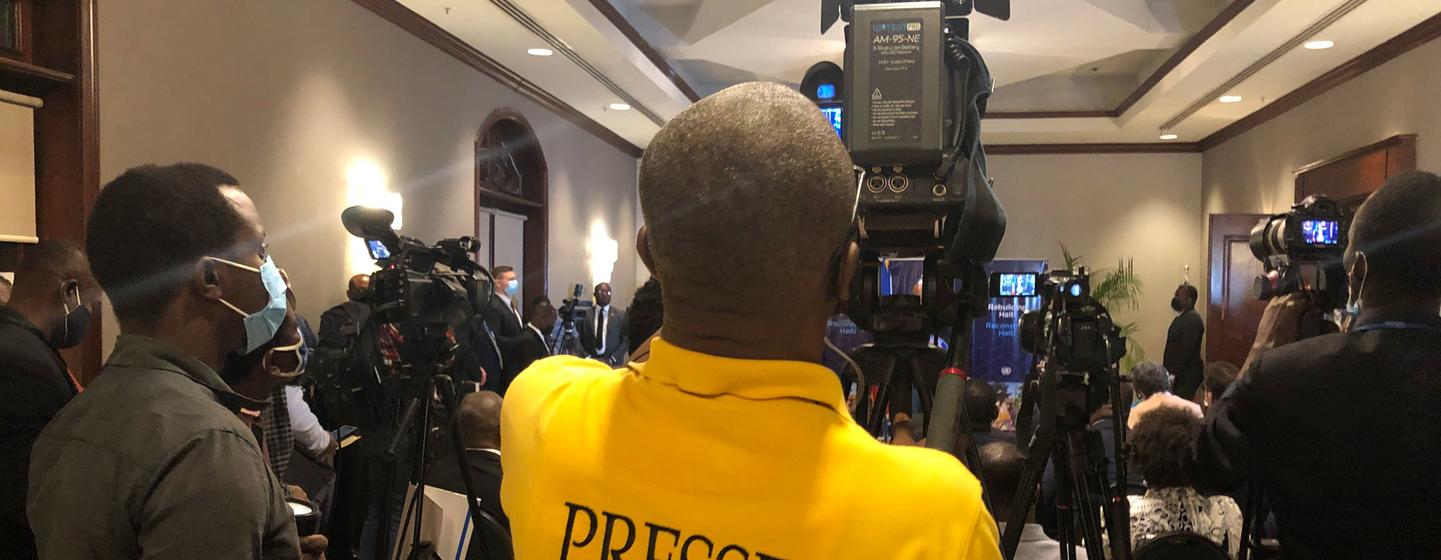 Journalists attend a media conference in the Haitian capital, Port-au-Prince. (file) Journalists attend a media conference in the Haitian capital, Port-au-Prince. (file)