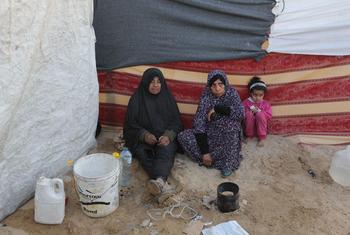 As people continue to be forcibly displaced, UNFPA estimates that around 18,500 pregnant women have fled Rafah.
