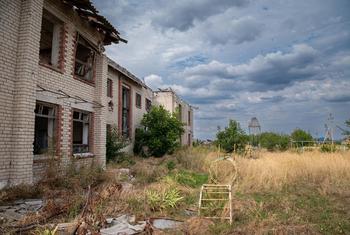 Una escuela destruida en Posad-Pokrovske, región de Kherson, Ucrania. (archivo)