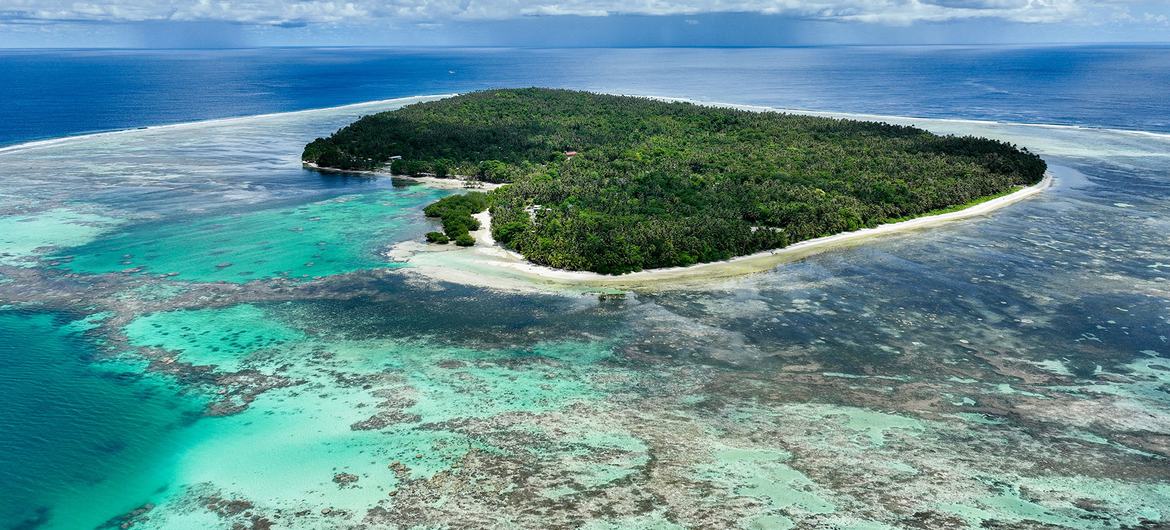Sikaiana atoll in the Solomon Islands is threatened by rising sa levels. Sikaiana atoll in the Solomon Islands is threatened by rising sa levels.