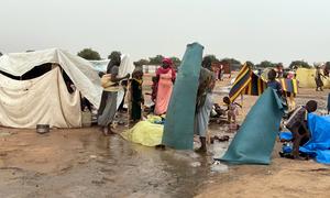 Refugees build makeshift shelters during the rainy season in Adre, eastern Chad. (file)