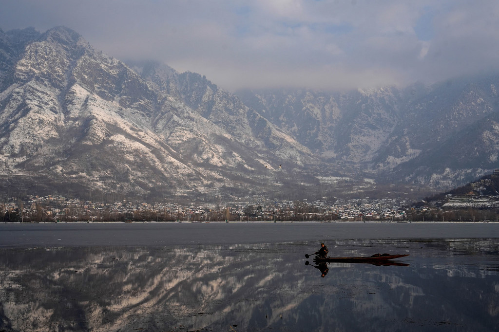 Dal Lake, Srinagar (file)
