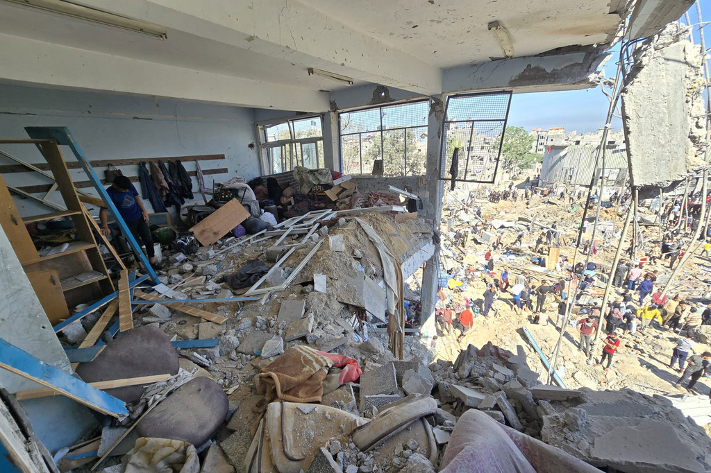 Nuevo horror en Gaza cuando el doble huelga en el refugio escolar mata a 30 Nuevo horror en Gaza cuando el doble huelga en el refugio escolar mata a 30