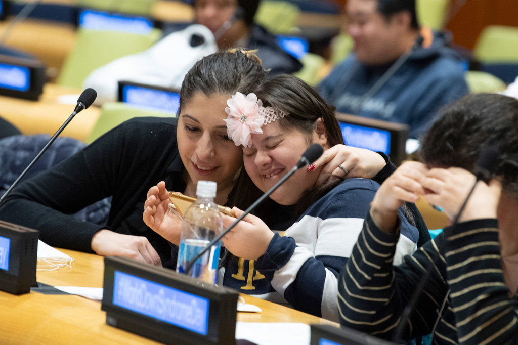 Les participants à la célébration annuelle de la Journée mondiale du syndrome de Down, organisée sur le thème « Ne laisser personne de côté dans l'éducation ».