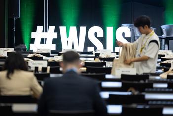 Mkutano wa Umoja wa Mataifa wa Viongozi kuhusu Upashanaji wa Taarifa duniani, (WSIS) unaendelea huko Geneva.