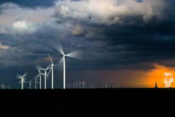 Windmills generate electrify in the US state of Indiana as a storm approaches.