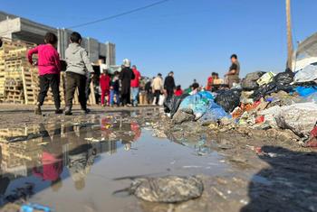غزہ میں جنگ چھڑنے کے بعد شہری سہولتوں کی حالت ابتر ہوتی جا رہی ہے۔