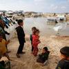 在三个多月的冲突中，大多数加沙居民都已流离失所。