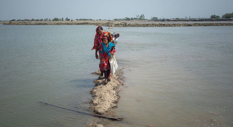 La montée du niveau de la mer au Bangladesh rend la vie difficile.