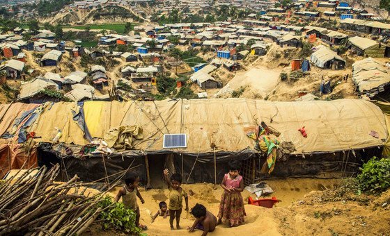 Kutupalong exile  campy  successful  Cox's Bazar, Bangladesh, is 1  of the largest successful  the world. and hosts hundreds of thousands of Rohingyas who fled unit   successful  Myanmar.