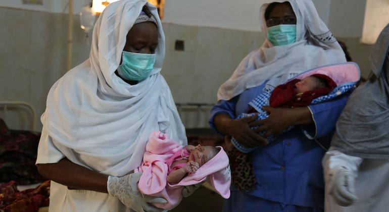 Midwives and other health professionals at the Khartoum Maternity Hospital, Sudan..