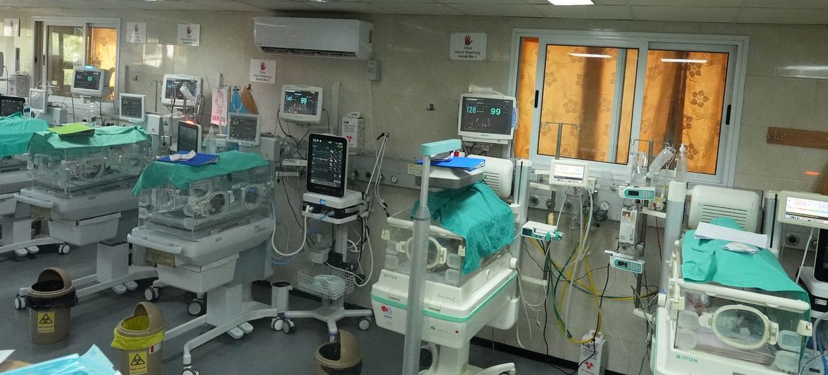 The Al Shifa hospital's neonatal department is lacking power to operate incubators (file).