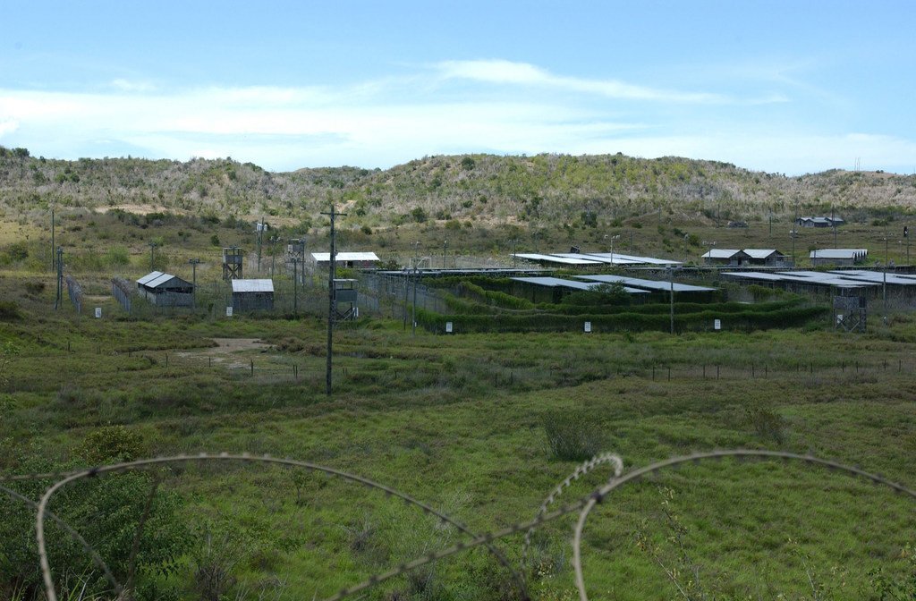 Le Camp X-Ray faisait partie du centre de détention de Guantanamo mais n'est plus utilisé.