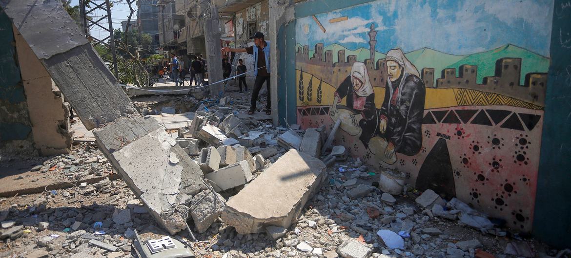     Nuserat, in the middle of the Gaza Strip, has been severely damaged by continued bombing.