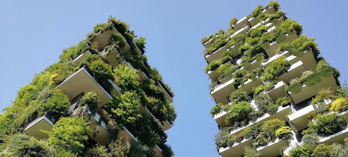 Floresta vertical em Milão, Itália, também na lista das cidades comprometidas com o futuro da vida sustentável.