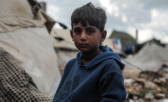 ग़ाज़ा में जानलेवा हवाई हमलों में कोई कमी नहीं, शान्ति बनी दुर्लभ