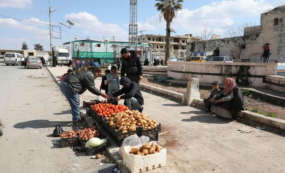 Syrie : une transition politique fragile menacée par la crise humanitaire
