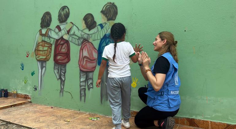 La ONU apoya la reintegración de las familias de los excombatientes en Colombia.