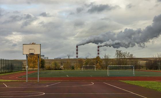 A school playground in the Belchatow neighbourhood of Kleszczow, Poland, near a coal-fired power plant. (file)