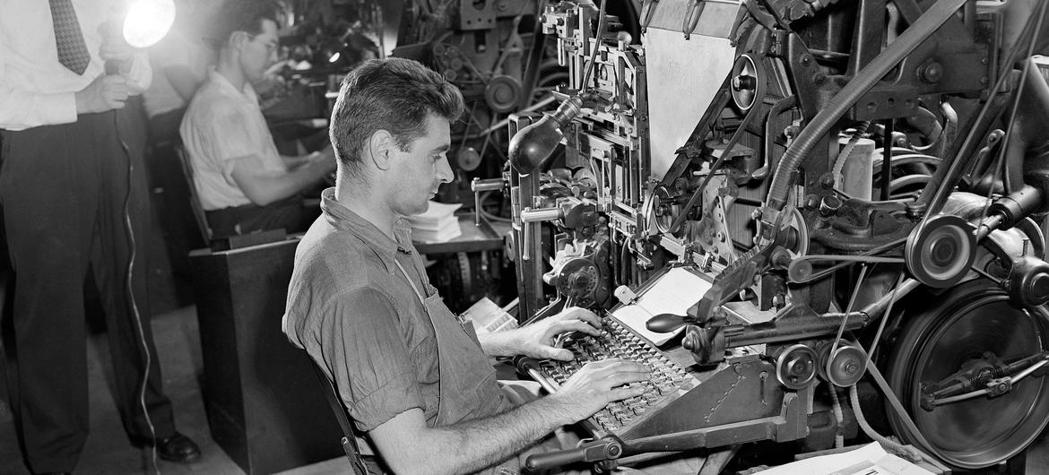 A typesetter at work at UN Headquarters. (file)