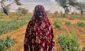 A WFP-supported community gardening project in Satara, Niger, includes participants like Foureyratou Saidou, who are seeing their incomes grow, along with their hopes for the future.