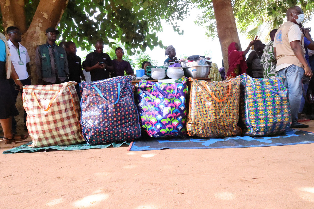 Гуманитарные программы в Бенине.