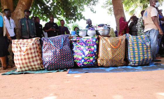 Гуманитарные программы в Бенине.