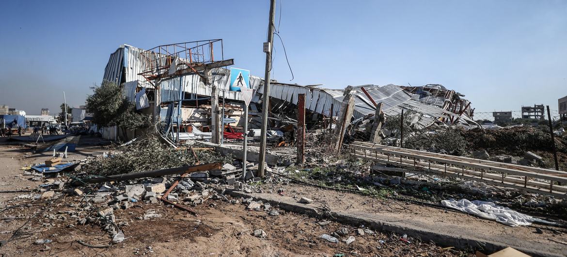 غزہ کی تباہی کا ایک منظر۔