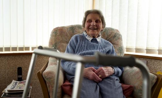 В 2003 году Всемирная ассамблея здравоохранения установила целевой показатель охвата вакцинацией лиц старшего возраста на уровне 75 процентов.