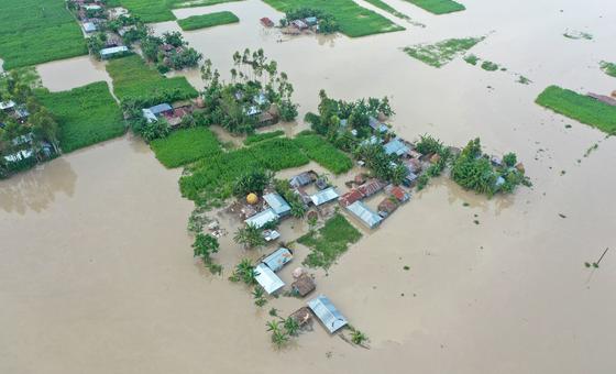 भारत-पाकिस्तान: बाढ़ में सैकड़ों लोगों की मौतों पर गम्भीर दुख